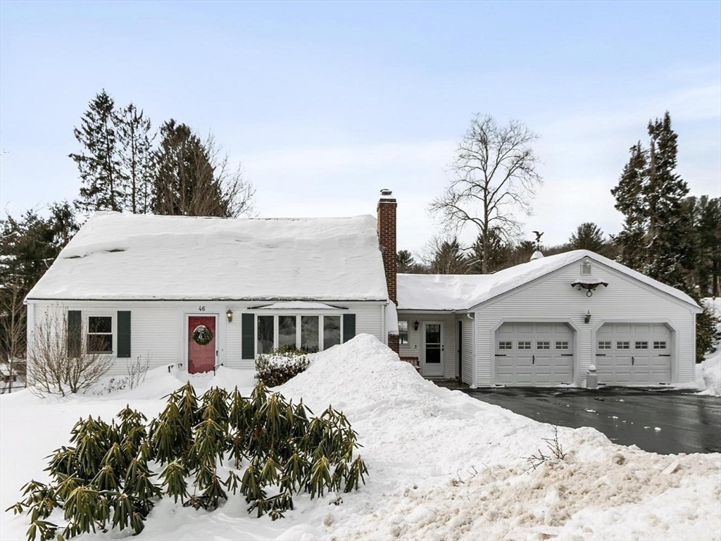 46 Pine Hill Rd, Ashland, Massachusetts, 4 Bedrooms Bedrooms, 6 Rooms Rooms,2 BathroomsBathrooms,Residential,For Sale,Pine Hill Rd,73472438
