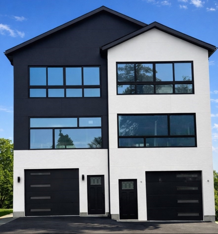 45 Laurel St, Worcester, Massachusetts, 5 Bedrooms Bedrooms, 10 Rooms Rooms,2.5 BathroomsBathrooms,Residential Lease,For Rent,Laurel St,73472476