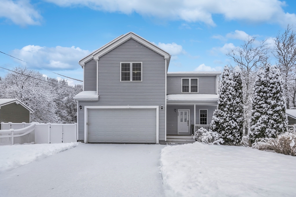 227 Water Street, Framingham, Massachusetts, 3 Bedrooms Bedrooms, 7 Rooms Rooms,2.5 BathroomsBathrooms,Residential,For Sale,Water Street,73472526