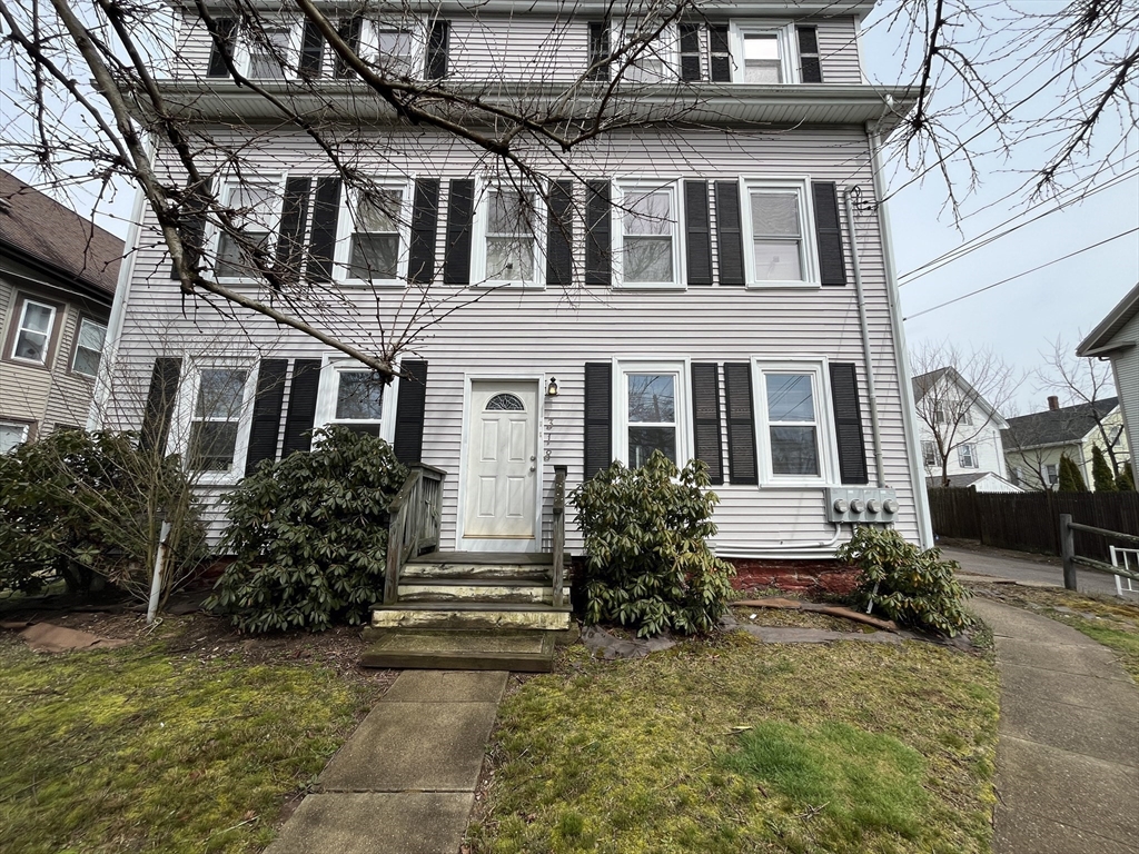 318 Elm, North Attleboro, Massachusetts, 4 Bedrooms Bedrooms, 4 Rooms Rooms,1 BathroomBathrooms,Residential Lease,For Rent,Elm,73472539