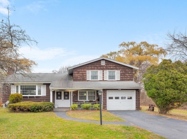 995 North Street, Tewksbury, Massachusetts, 4 Bedrooms Bedrooms, 8 Rooms Rooms,1.5 BathroomsBathrooms,Residential,For Sale,North Street,73458015 995 North Street, Tewksbury, Massachusetts, 4 Bedrooms Bedrooms, 8 Rooms Rooms,1.5 BathroomsBathrooms,Residential,For Sale,North Street,73458015