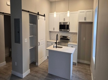 222 Montaup, Fall River, Massachusetts, 2 Bedrooms Bedrooms, 8 Rooms Rooms,1.5 BathroomsBathrooms,Residential Lease,For Rent,Montaup,73472550