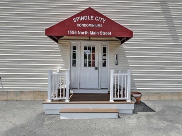 1556 N. Main Street, Fall River, Massachusetts, 3 Bedrooms Bedrooms, 5 Rooms Rooms,1 BathroomBathrooms,Residential Lease,For Rent,N. Main Street,73472665