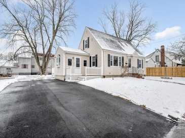 90 Chamberlain St, Lowell, Massachusetts, 4 Bedrooms Bedrooms, 7 Rooms Rooms,2 BathroomsBathrooms,Residential,For Sale,Chamberlain St,73463693 90 Chamberlain St, Lowell, Massachusetts, 4 Bedrooms Bedrooms, 7 Rooms Rooms,2 BathroomsBathrooms,Residential,For Sale,Chamberlain St,73463693