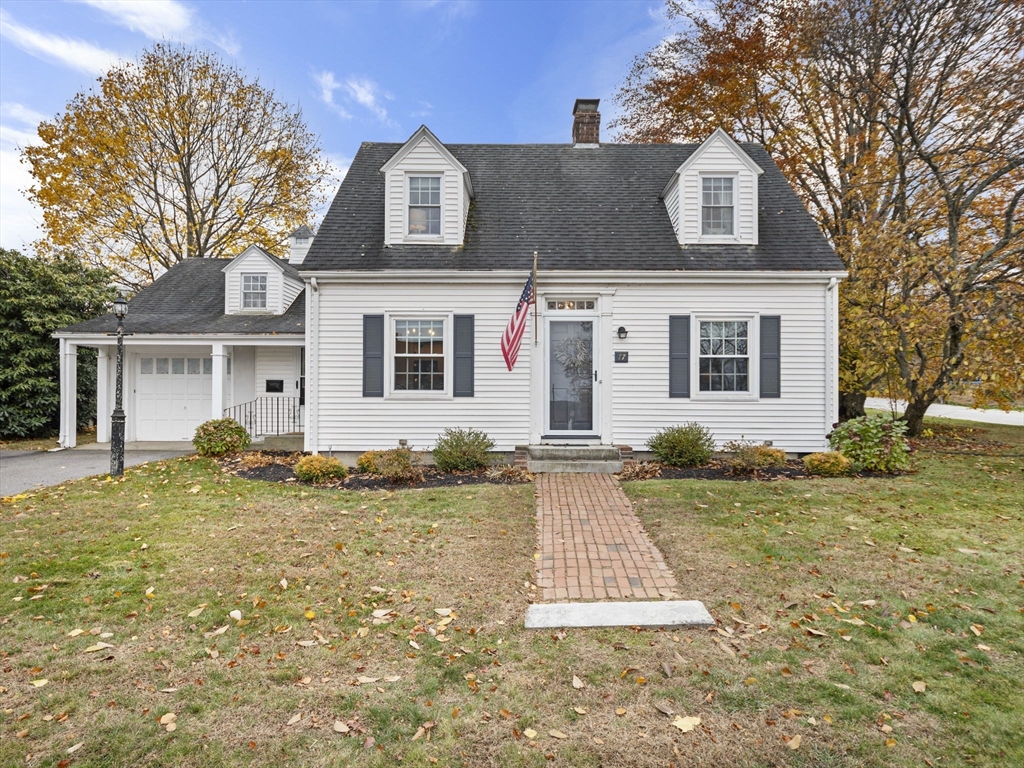77 Stetson St, Haverhill, Massachusetts, 3 Bedrooms Bedrooms, 7 Rooms Rooms,1.5 BathroomsBathrooms,Residential,For Sale,Stetson St,73456165