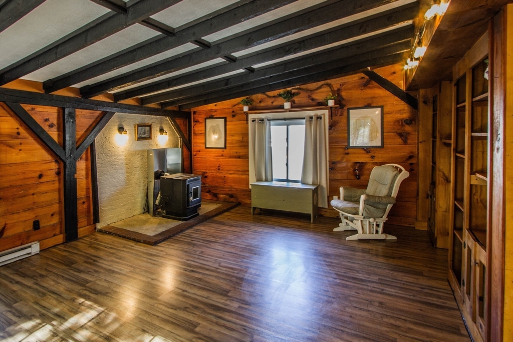 23 Chesley St, Millville, Massachusetts, 2 Bedrooms Bedrooms, 5 Rooms Rooms,1 BathroomBathrooms,Residential,For Sale,Chesley St,73445512