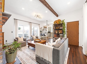 34 Tremont St, Chelsea, Massachusetts, 2 Bedrooms Bedrooms, 5 Rooms Rooms,2 BathroomsBathrooms,Residential,For Sale,Tremont St,73452159 34 Tremont St, Chelsea, Massachusetts, 2 Bedrooms Bedrooms, 5 Rooms Rooms,2 BathroomsBathrooms,Residential,For Sale,Tremont St,73452159