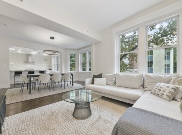 70 Marshal St, Brookline, Massachusetts, 5 Bedrooms Bedrooms, 7 Rooms Rooms,3 BathroomsBathrooms,Residential Lease,For Rent,Marshal St,73463055