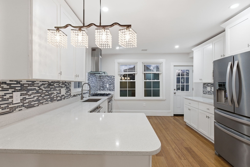 318 Concord Ave, Cambridge, Massachusetts, 4 Bedrooms Bedrooms, 10 Rooms Rooms,3.5 BathroomsBathrooms,Residential Lease,For Rent,Concord Ave,73472680