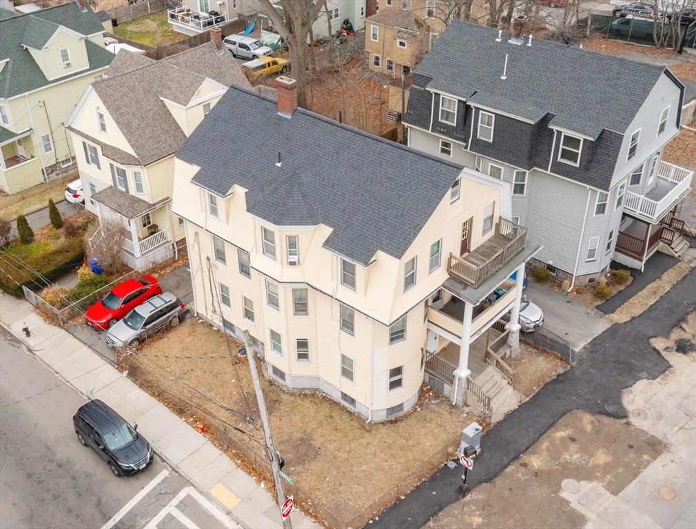 853 Cummins Hwy, Boston, Massachusetts, 10 Bedrooms Bedrooms, 18 Rooms Rooms,4 BathroomsBathrooms,Residential Income,For Sale,Cummins Hwy,73472726