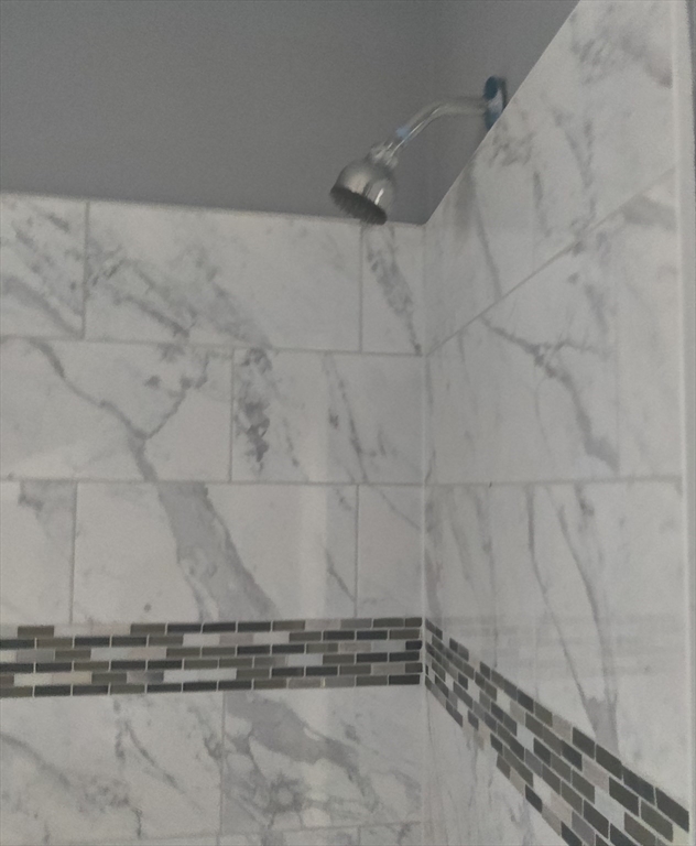 74 Harvard Ave, Boston, Massachusetts, 3 Bedrooms Bedrooms, 5 Rooms Rooms,2 BathroomsBathrooms,Residential Lease,For Rent,Harvard Ave,73472789