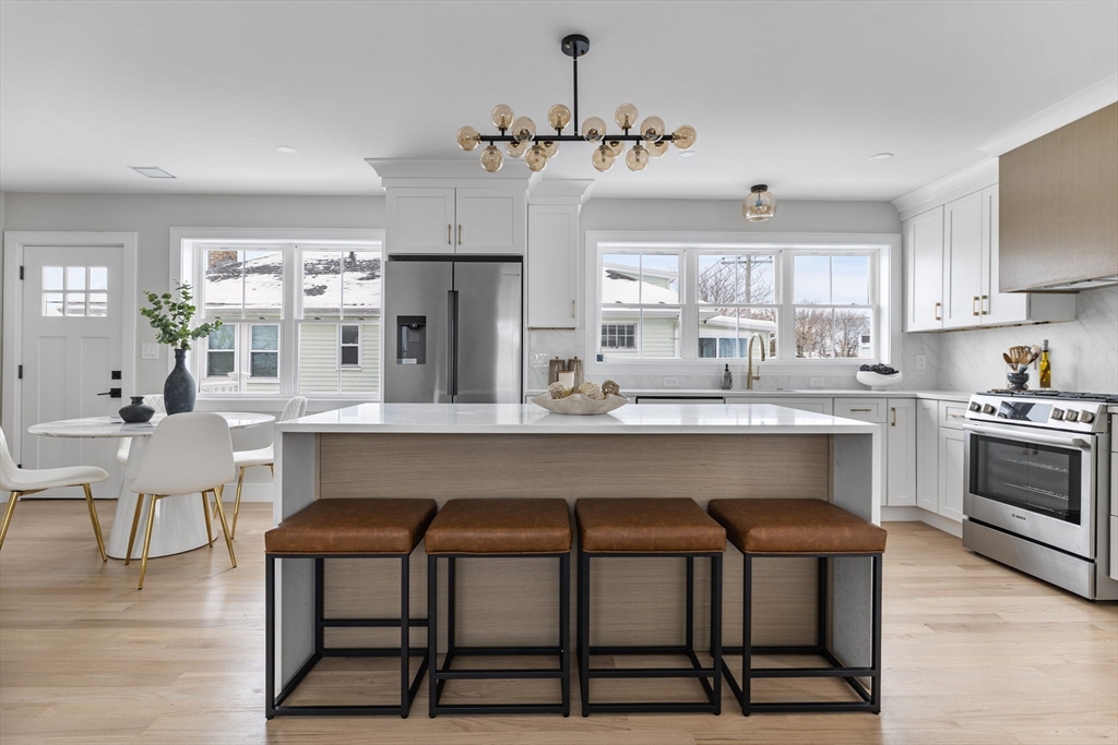 124 Woodruff Ave, Medford, Massachusetts, 4 Bedrooms Bedrooms, 7 Rooms Rooms,3 BathroomsBathrooms,Residential,For Sale,Woodruff Ave,73472682