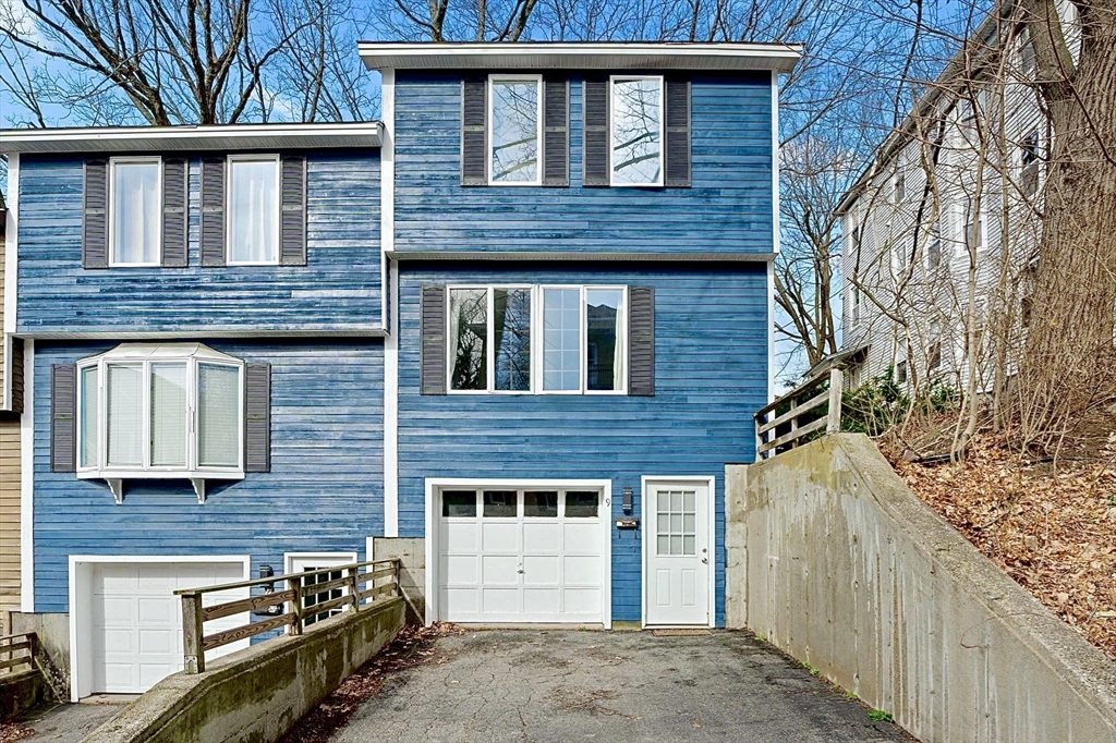 9 Olga Ave, Worcester, Massachusetts, 2 Bedrooms Bedrooms, 4 Rooms Rooms,1.5 BathroomsBathrooms,Residential Lease,For Rent,Olga Ave,73472824