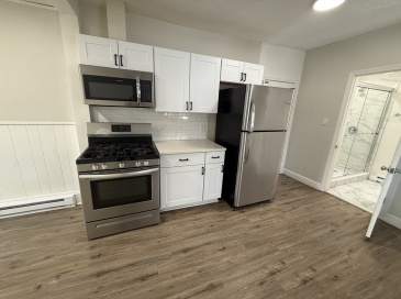 92 S Common, Lynn, Massachusetts, 1 Bedroom Bedrooms, 3 Rooms Rooms,1 BathroomBathrooms,Residential Lease,For Rent,S Common,73472828