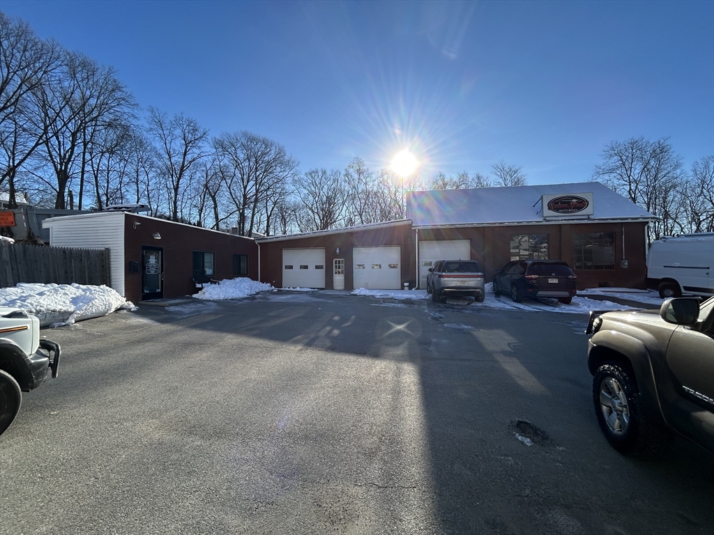 111R Salem Street, Woburn, Massachusetts, ,Commercial Lease,For Rent,Salem Street,73472834