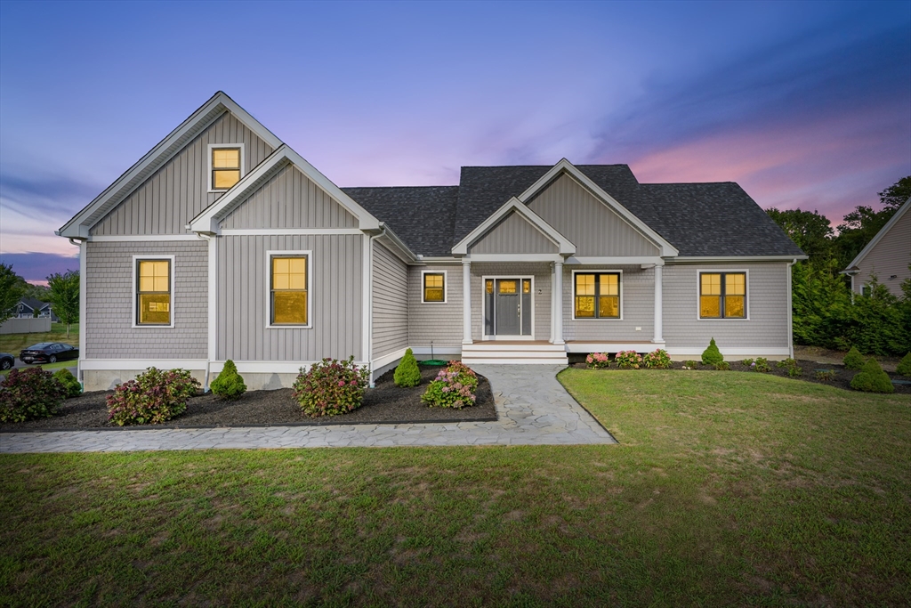 2 Magnolia Lane, Westport, Massachusetts, 4 Bedrooms Bedrooms, 6 Rooms Rooms,2.5 BathroomsBathrooms,Residential,For Sale,Magnolia Lane,73472855