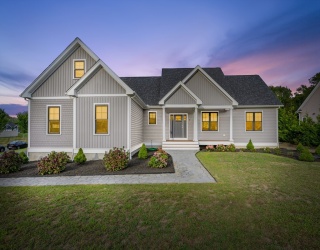 2 Magnolia Lane, Westport, Massachusetts, 4 Bedrooms Bedrooms, 6 Rooms Rooms,2.5 BathroomsBathrooms,Residential,For Sale,Magnolia Lane,73472855