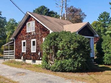41 County St, Berkley, Massachusetts, 2 Bedrooms Bedrooms, 6 Rooms Rooms,1 BathroomBathrooms,Residential Lease,For Rent,County St,73450979