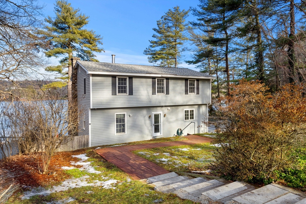 13 Long Rd, Westford, Massachusetts, 4 Bedrooms Bedrooms, 9 Rooms Rooms,2 BathroomsBathrooms,Residential,For Sale,Long Rd,73472883
