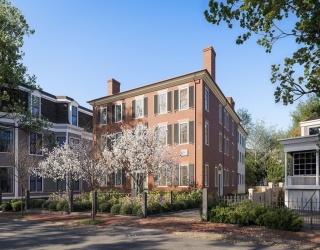 105 State Street, Newburyport, Massachusetts, 3 Bedrooms Bedrooms, 6 Rooms Rooms,2 BathroomsBathrooms,Residential,For Sale,State Street,73472895