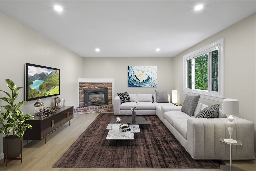 126 Mountain Gate Road, Ashland, Massachusetts, 2 Bedrooms Bedrooms, 5 Rooms Rooms,1.5 BathroomsBathrooms,Residential,For Sale,Mountain Gate Road,73472975