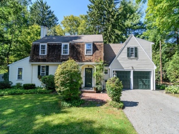 54 Colburn Rd, Wellesley, Massachusetts, 4 Bedrooms Bedrooms, 8 Rooms Rooms,2.5 BathroomsBathrooms,Residential,For Sale,Colburn Rd,73444054 54 Colburn Rd, Wellesley, Massachusetts, 4 Bedrooms Bedrooms, 8 Rooms Rooms,2.5 BathroomsBathrooms,Residential,For Sale,Colburn Rd,73444054