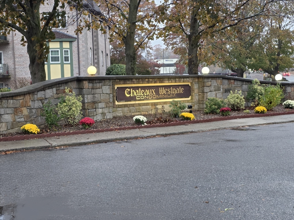 116 Oak Lane, Brockton, Massachusetts, 1 Bedroom Bedrooms, 4 Rooms Rooms,1 BathroomBathrooms,Residential,For Sale,Oak Lane,73427207