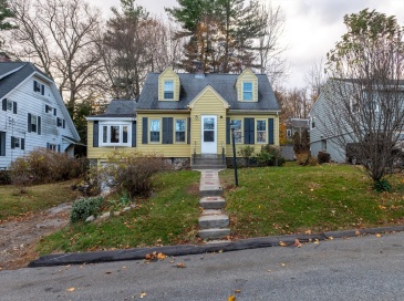 15 Wildrose Ave, Worcester, Massachusetts, 2 Bedrooms Bedrooms, 6 Rooms Rooms,1 BathroomBathrooms,Residential,For Sale,Wildrose Ave,73456673 15 Wildrose Ave, Worcester, Massachusetts, 2 Bedrooms Bedrooms, 6 Rooms Rooms,1 BathroomBathrooms,Residential,For Sale,Wildrose Ave,73456673