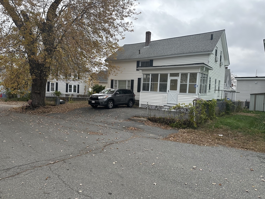 48 E Street, Lowell, Massachusetts, 4 Bedrooms Bedrooms, 7 Rooms Rooms,2 BathroomsBathrooms,Residential,For Sale,E Street,73453844