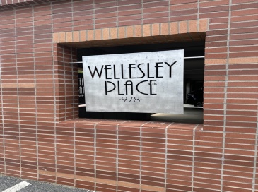 978 Worcester Street, Wellesley, Massachusetts, 2 Bedrooms Bedrooms, 3 Rooms Rooms,2 BathroomsBathrooms,Residential Lease,For Rent,Worcester Street,73428320