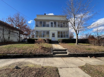 44 Laurel Street, Leominster, Massachusetts, 3 Bedrooms Bedrooms, 5 Rooms Rooms,1 BathroomBathrooms,Residential Lease,For Rent,Laurel Street,73457485