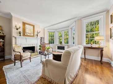 250 Commonwealth Avenue, Boston, Massachusetts, 1 Bedroom Bedrooms, 4 Rooms Rooms,1 BathroomBathrooms,Residential,For Sale,Commonwealth Avenue,73444722 250 Commonwealth Avenue, Boston, Massachusetts, 1 Bedroom Bedrooms, 4 Rooms Rooms,1 BathroomBathrooms,Residential,For Sale,Commonwealth Avenue,73444722