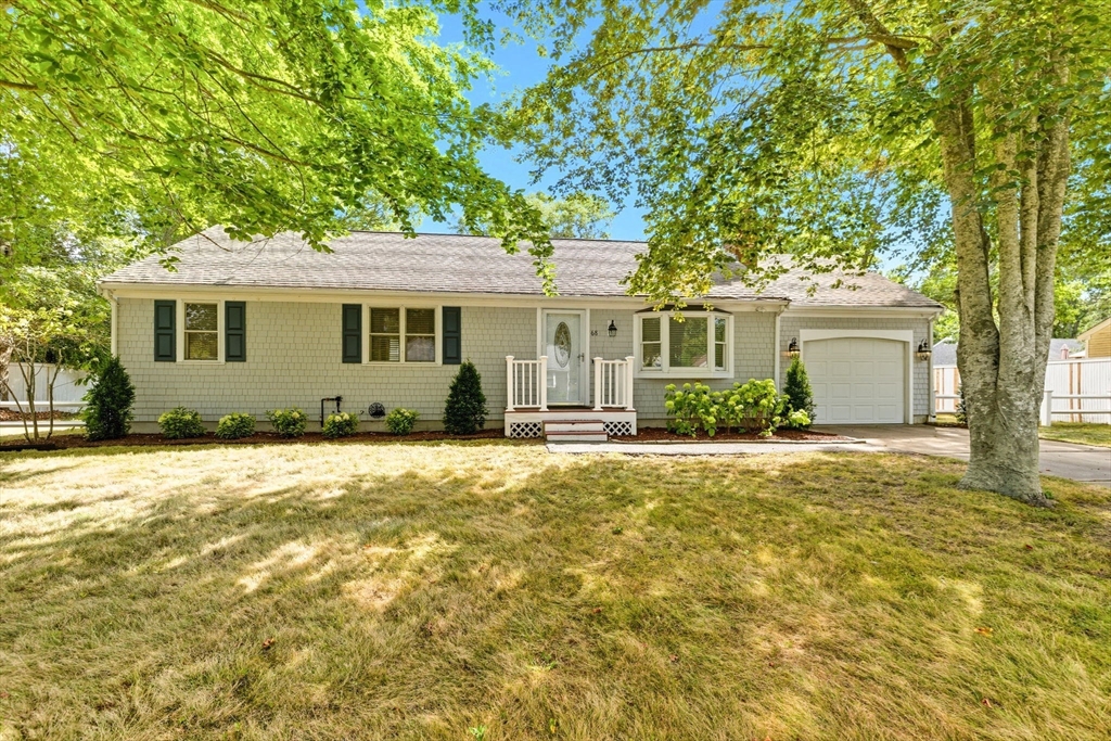 68 Seaboard Ln, Barnstable, Massachusetts, 3 Bedrooms Bedrooms, 6 Rooms Rooms,3 BathroomsBathrooms,Residential,For Sale,Seaboard Ln,73430348