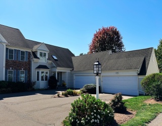 5 Blossom Ct, Westborough, Massachusetts, 3 Bedrooms Bedrooms, 10 Rooms Rooms,3.5 BathroomsBathrooms,Residential,For Sale,Blossom Ct,73437675