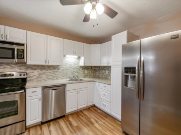 45 Macy St., Amesbury, Massachusetts, 2 Bedrooms Bedrooms, 4 Rooms Rooms,1 BathroomBathrooms,Residential,For Sale,Macy St.,73444929 45 Macy St., Amesbury, Massachusetts, 2 Bedrooms Bedrooms, 4 Rooms Rooms,1 BathroomBathrooms,Residential,For Sale,Macy St.,73444929