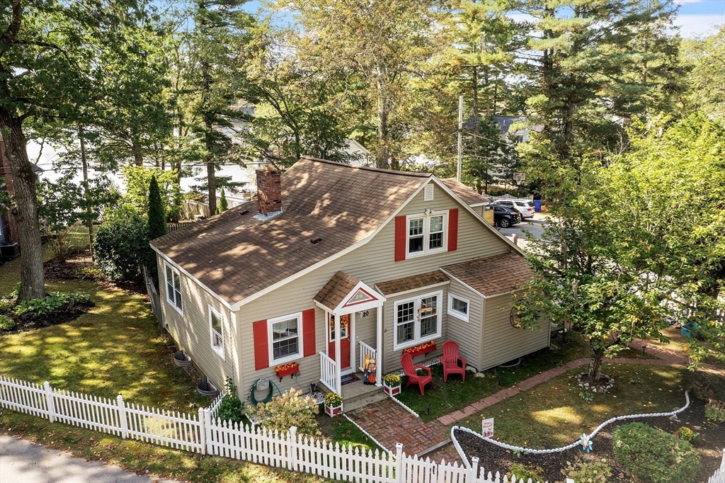 20 4th Lane, Chelmsford, Massachusetts, 4 Bedrooms Bedrooms, 8 Rooms Rooms,1 BathroomBathrooms,Residential,For Sale,4th Lane,73438222