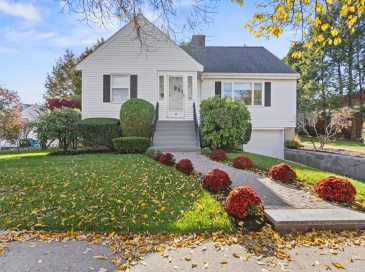 48 Concord Ave, Belmont, Massachusetts, 3 Bedrooms Bedrooms, 6 Rooms Rooms,2 BathroomsBathrooms,Residential,For Sale,Concord Ave,73446370