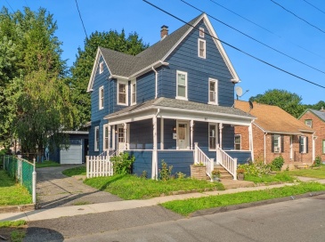 26 Olivine St, Chicopee, Massachusetts, 3 Bedrooms Bedrooms, 6 Rooms Rooms,1 BathroomBathrooms,Residential,For Sale,Olivine St,73437736