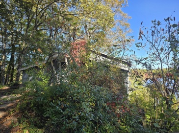 56 Lake Sargent Dr, Leicester, Massachusetts, 3 Bedrooms Bedrooms, 6 Rooms Rooms,1 BathroomBathrooms,Residential,For Sale,Lake Sargent Dr,73447164