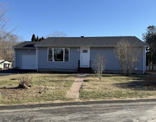 38 Gibson Ter, Dartmouth, Massachusetts, 3 Bedrooms Bedrooms, 5 Rooms Rooms,1 BathroomBathrooms,Residential,For Sale,Gibson Ter,73461952