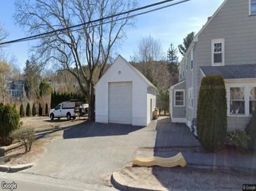 292 West Wyoming Avenue, Melrose, Massachusetts, 5 Bedrooms Bedrooms, 8 Rooms Rooms,1 BathroomBathrooms,Residential Lease,For Rent,West Wyoming Avenue,73472997