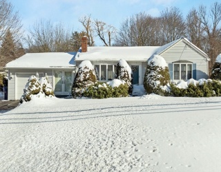 1573 Bridge St., Dracut, Massachusetts, 4 Bedrooms Bedrooms, 6 Rooms Rooms,2 BathroomsBathrooms,Residential,For Sale,Bridge St.,73472996