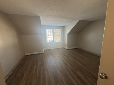 65 Frank's Lane, Hanover, Massachusetts, 2 Bedrooms Bedrooms, 6 Rooms Rooms,1.5 BathroomsBathrooms,Residential Lease,For Rent,Frank's Lane,73473033