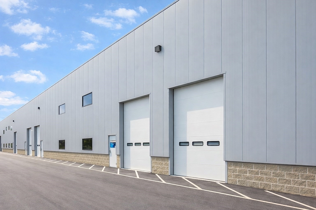 6 Perkins Way, Newburyport, Massachusetts, ,Commercial Lease,For Rent,Perkins Way,73473059