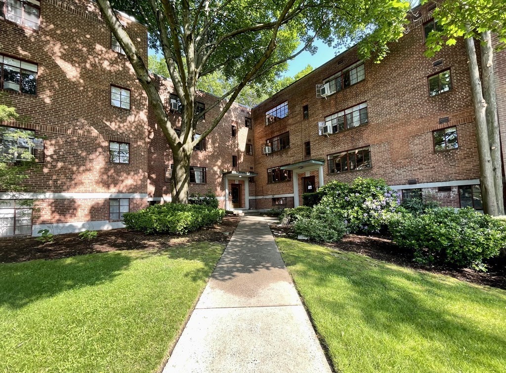 110 Evans Road, Boston, Massachusetts, 1 Bedroom Bedrooms, 3 Rooms Rooms,1 BathroomBathrooms,Residential Lease,For Rent,Evans Road,73473114