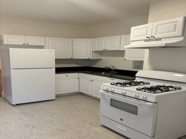 10 Parkway Road, Brookline, Massachusetts, 2 Bedrooms Bedrooms, 5 Rooms Rooms,1 BathroomBathrooms,Residential Lease,For Rent,Parkway Road,73473140