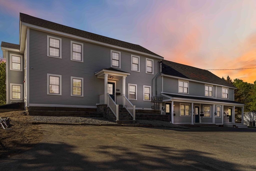 192 Main St, Medway, Massachusetts, 3 Bedrooms Bedrooms, 7 Rooms Rooms,2.5 BathroomsBathrooms,Residential Lease,For Rent,Main St,73473193