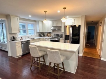 31 Hayden Ln, Bedford, Massachusetts, 4 Bedrooms Bedrooms, 8 Rooms Rooms,3 BathroomsBathrooms,Residential Lease,For Rent,Hayden Ln,73435661