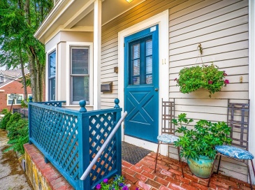 11 Elmwood Avenue, Winchester, Massachusetts, 3 Bedrooms Bedrooms, 8 Rooms Rooms,3 BathroomsBathrooms,Residential Lease,For Rent,Elmwood Avenue,73457614
