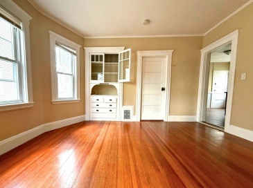 3907 Washington St, Boston, Massachusetts, 3 Bedrooms Bedrooms, 5 Rooms Rooms,1 BathroomBathrooms,Residential Lease,For Rent,Washington St,73449850